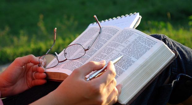 3 Reasons You Should Read the Whole Bible This Year - LogosTalk